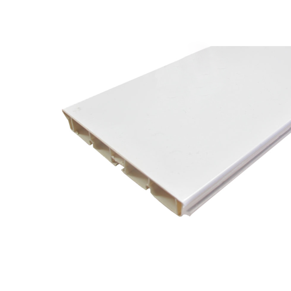 Μπάζα πλαστική με επικάλυψη PVC λευκό γιαλυστερό H=100mm L=4000mm